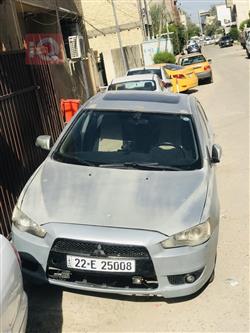 میتسوبیشی لانسەر